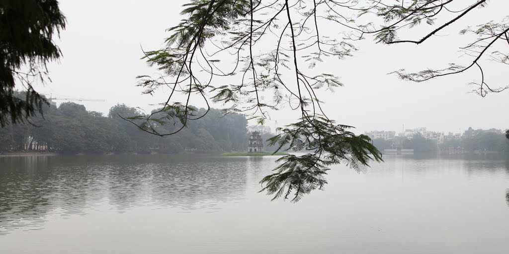 ảnh Hồ Gươm ở Hà Nội vào mùa Đông