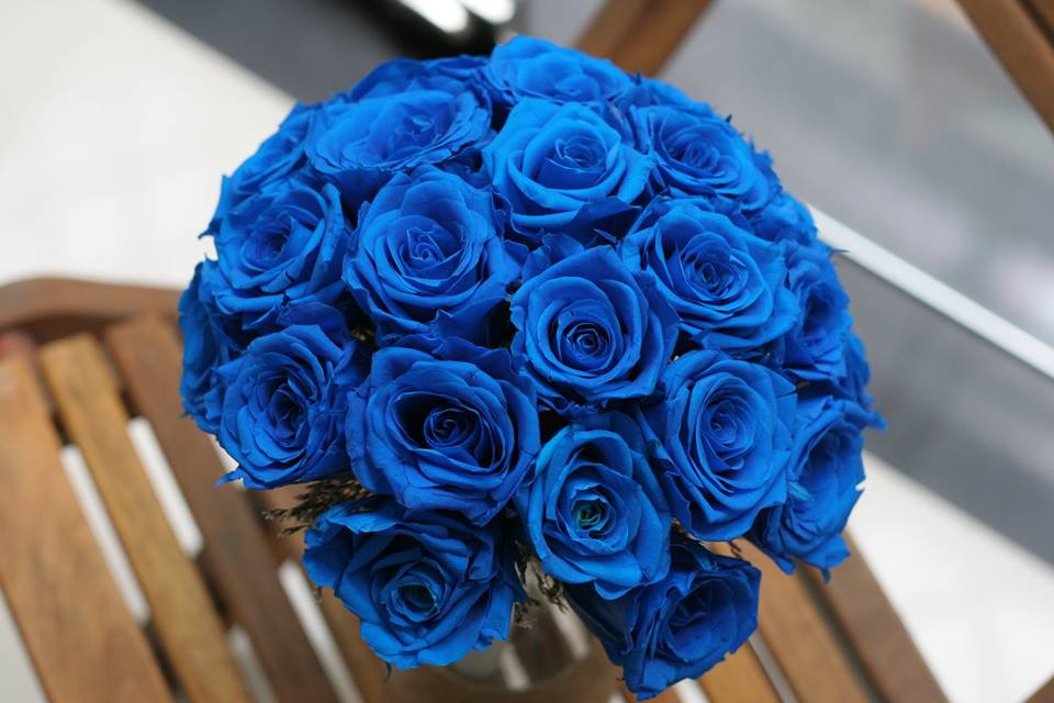 Bó hoa hồng xanh hình cầu tuyệt đẹp